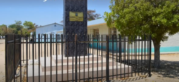 Ponhofi Secondary School